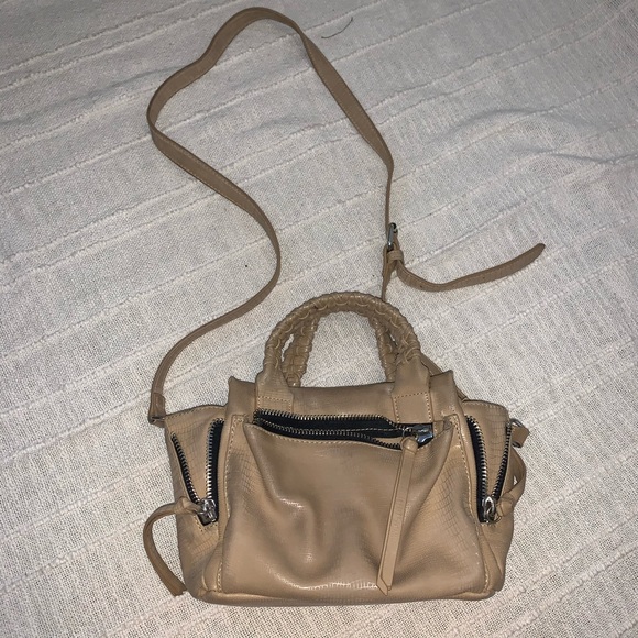 Free People Handbags - Free people tan crossbody bag 💛